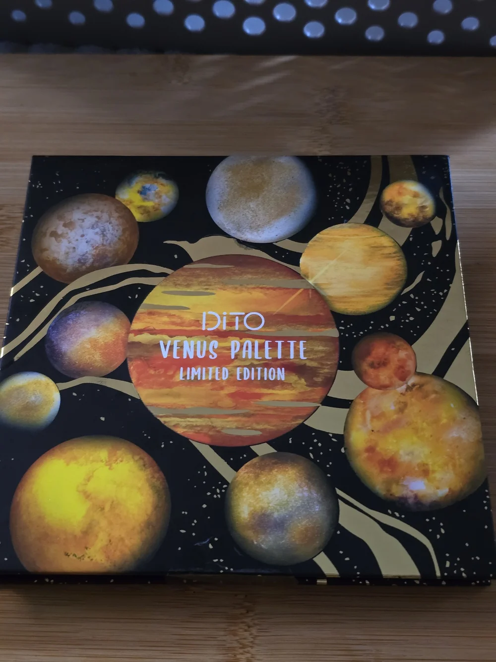 New DITO LIMITED EDITION VENUS 12 Shade Palette